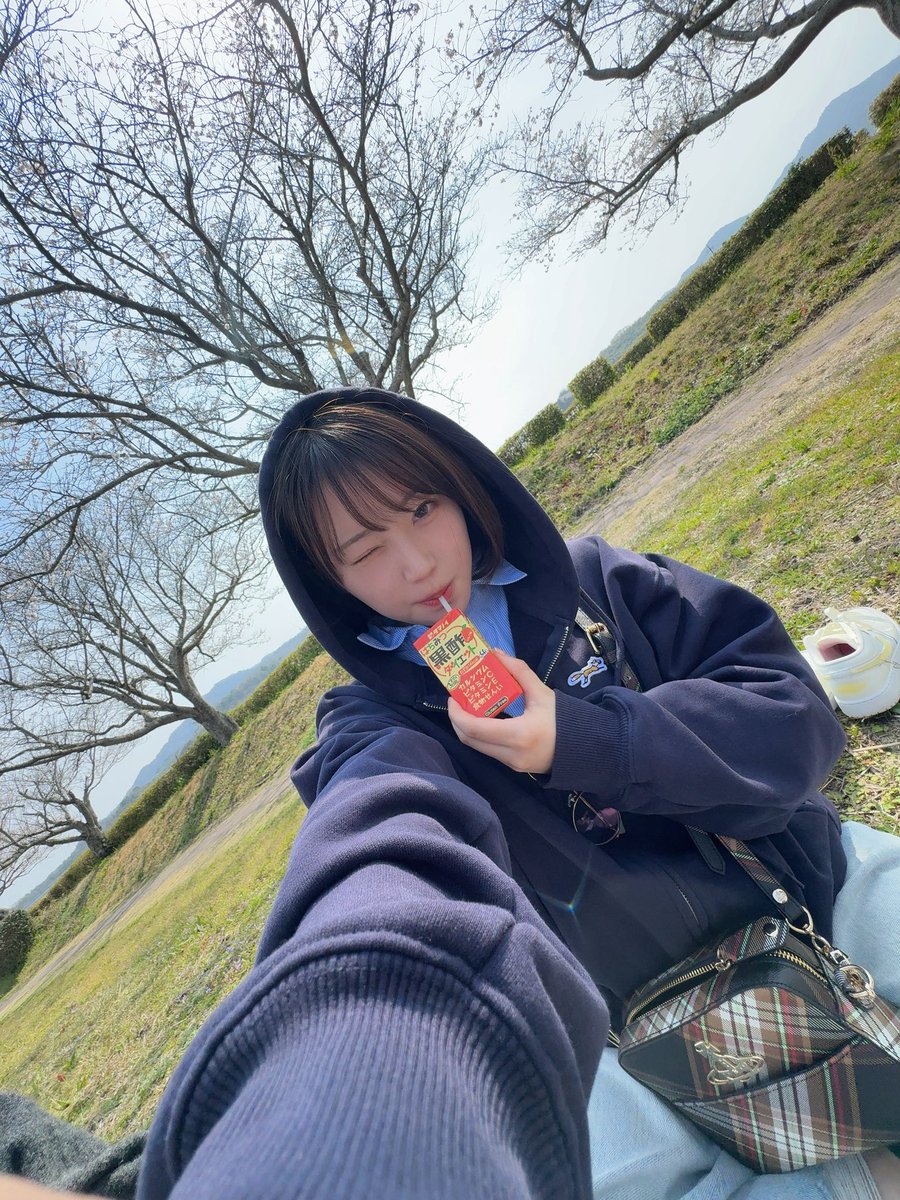 k_cocoa1128's tweet photo. おはようございま黒酢 https://t.co/9dd4H7rUNL