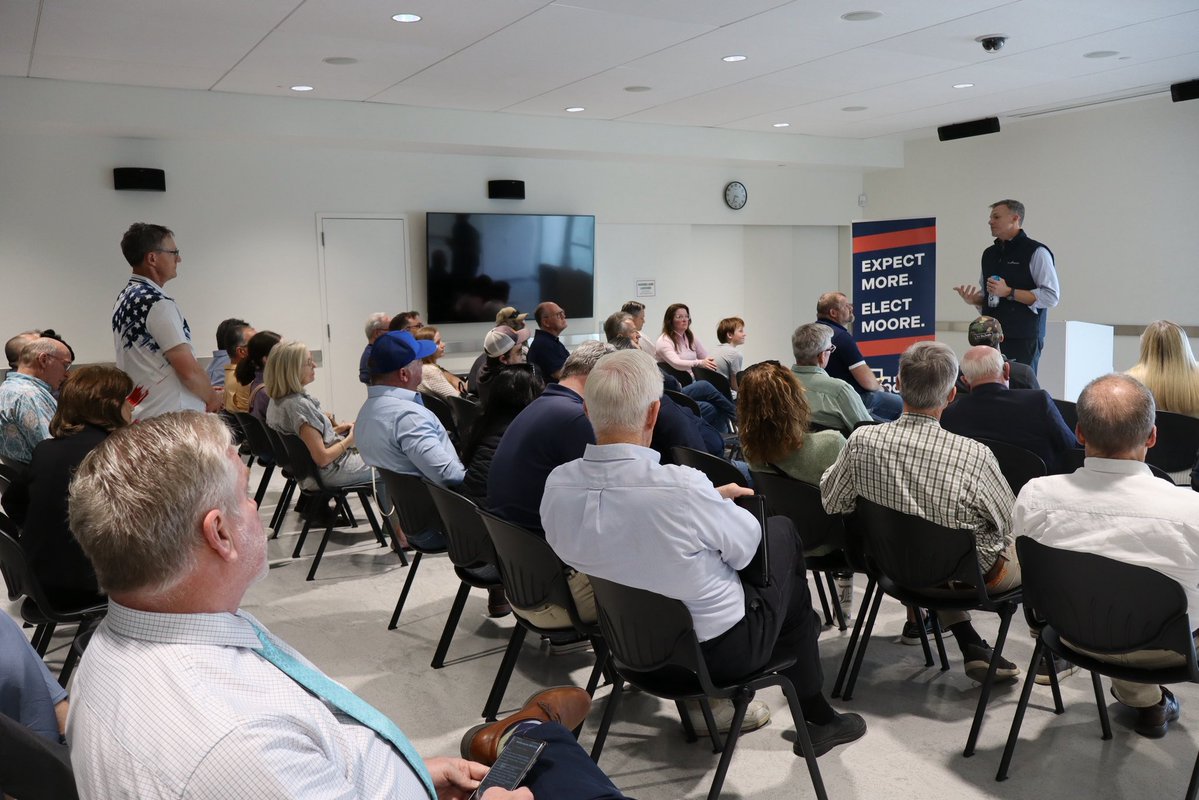 Blake D. Moore tweet media