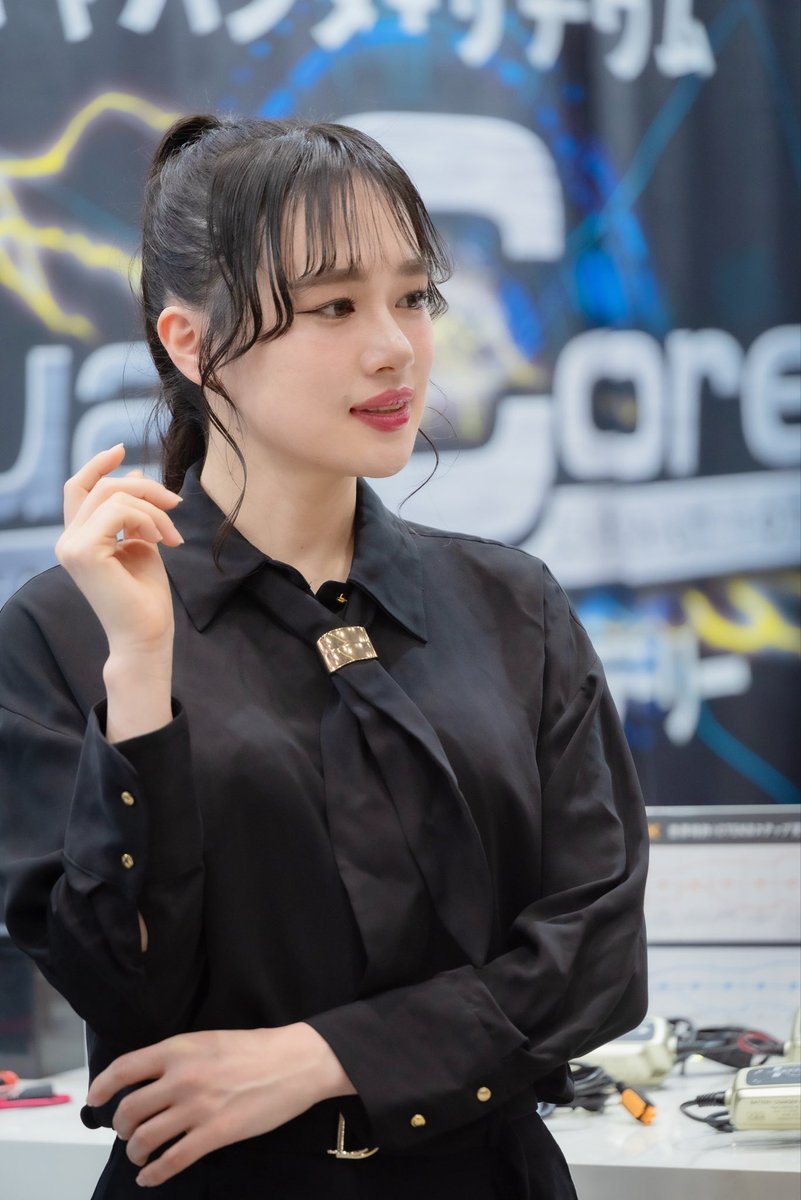 新田エマ tweet media