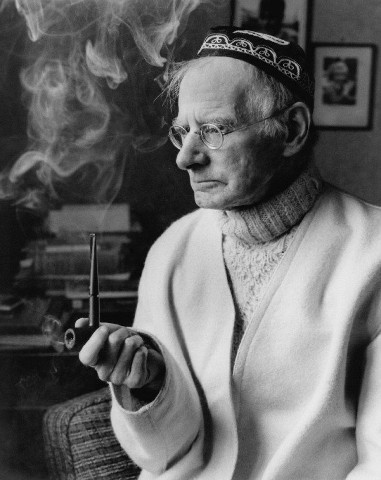 NathanFrancis__'s tweet image. "All the world's a stage and most of us are desperately unrehearsed." 

✒ Irish #socialist playwright and memoirist #SeanOCasey was #BOTD 30 March 1880. #Theatre #Literature