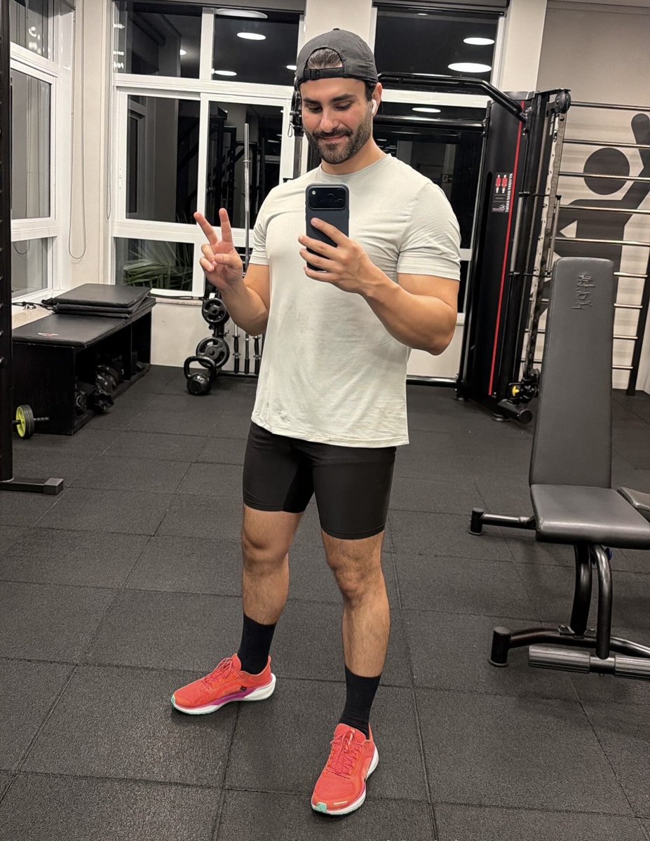 Pedro Rousseff tweet media