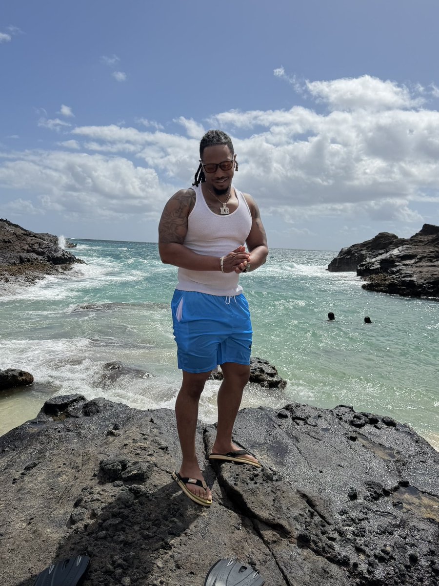 🇸🇽Burgundy🇻🇮 📍Xbiz Miami 2026 📍 tweet media