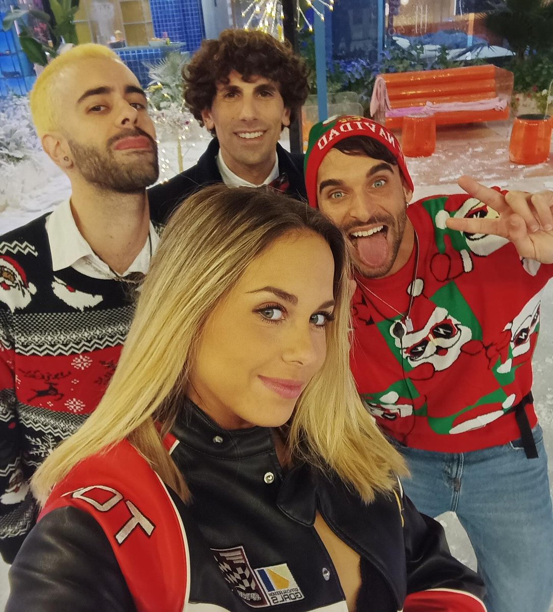 lux summer tweet media