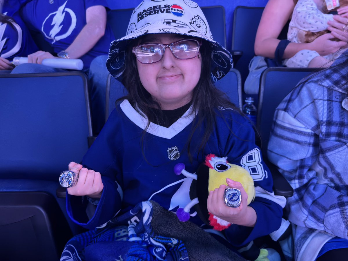 Sophia Very Best tweet media