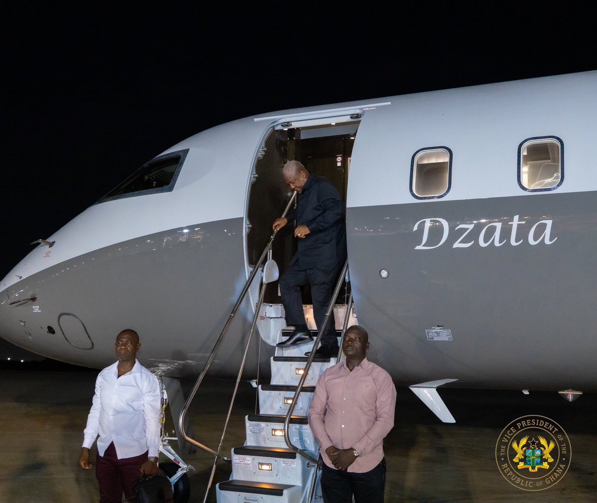 𝑳𝑶𝑵𝑮 𝑳𝒀𝑭 tweet media