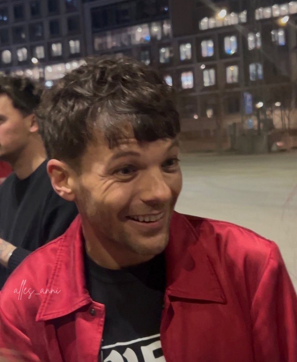 Louis Tomlinson Chile (was lucky again) 🇨🇱🍋 tweet media