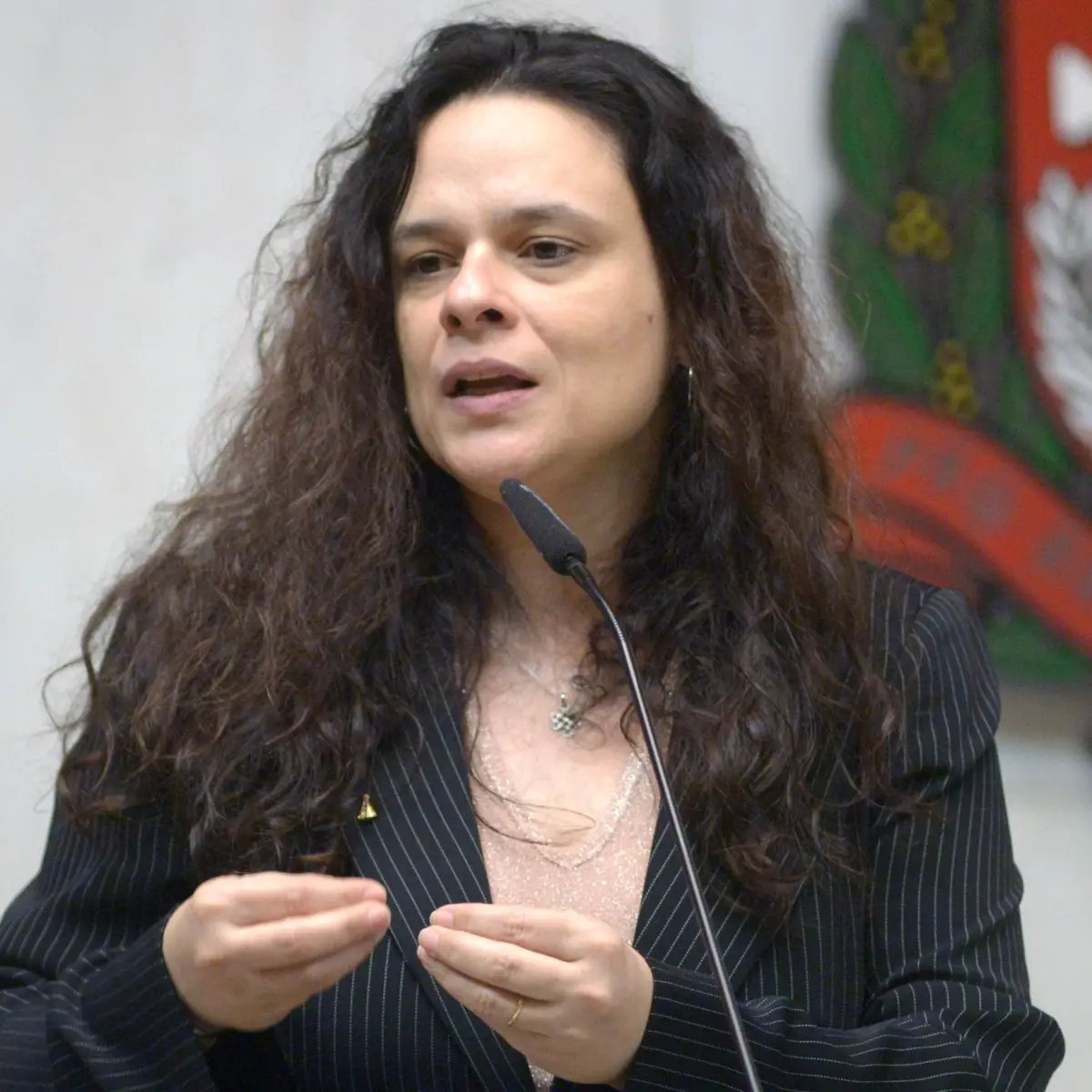 République tweet media