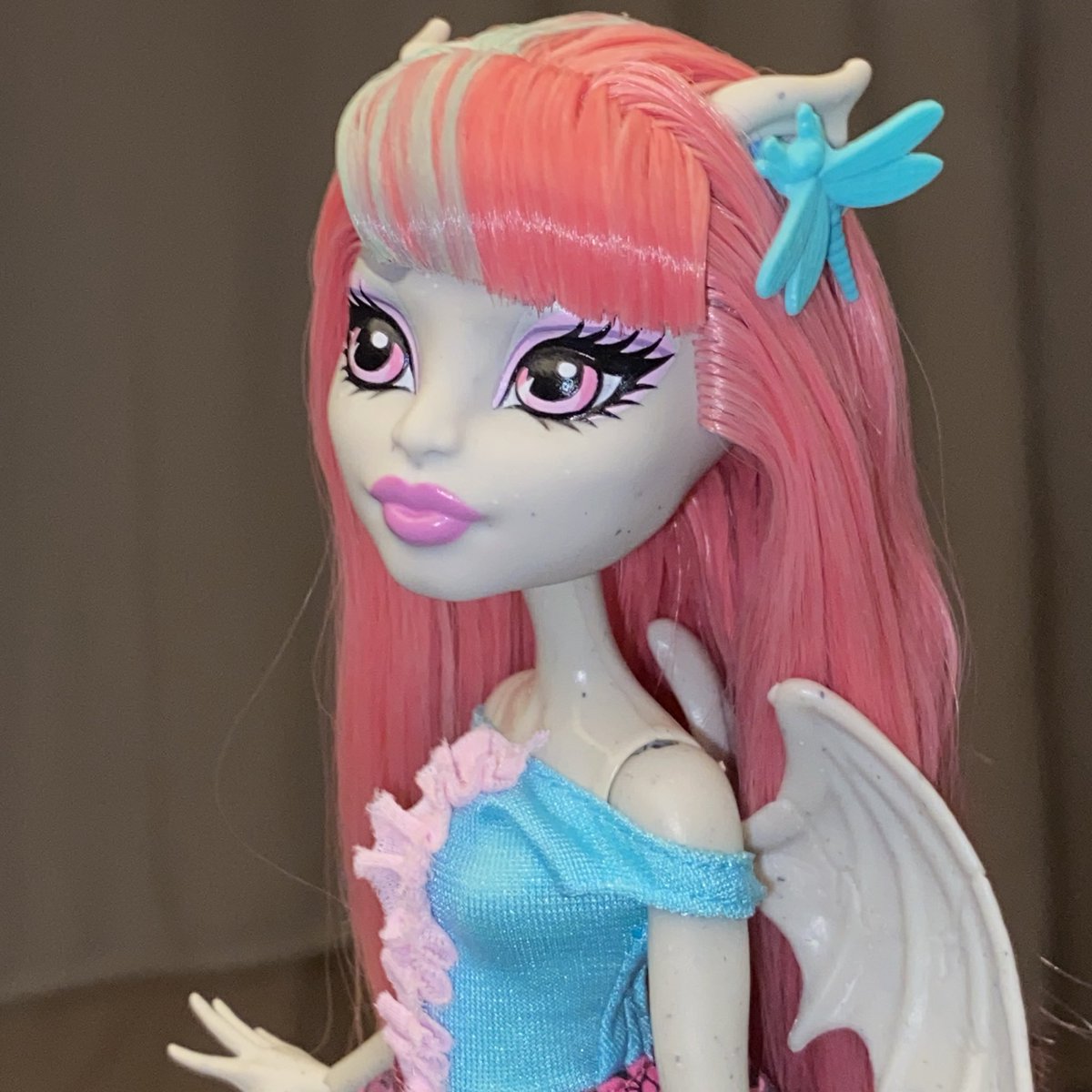 Eggulaura tweet media