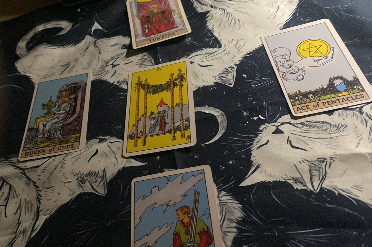 ery, lú ❤︎ tweet media