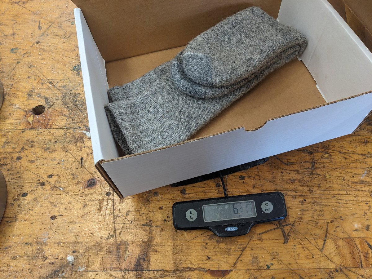 ⓘ Dogs don't have thumbs tweet media