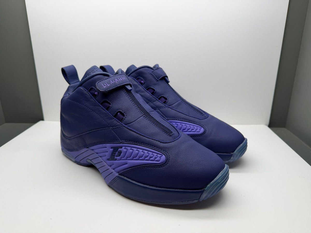 SneakerAlert tweet media