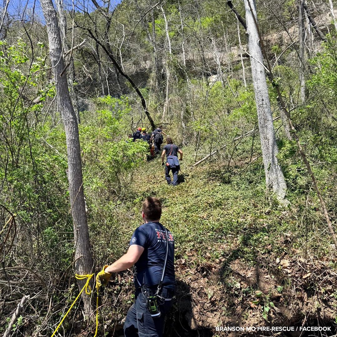 foxweather's tweet image. SEE IT: An injured hiker was rescued using a water transport and a helicopter after becoming stranded in a remote area in Missouri this weekend.

#Missouri #Rescue #Spring #Outdoors #FOXWeather