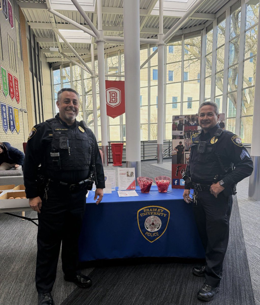 BUPD had a great time meeting future Braves during Visit Day at Bradley University!
It was wonderful connecting with new and prospective students who may be joining the Bradley family in Fall 2026. We can’t wait to see you back on campus!