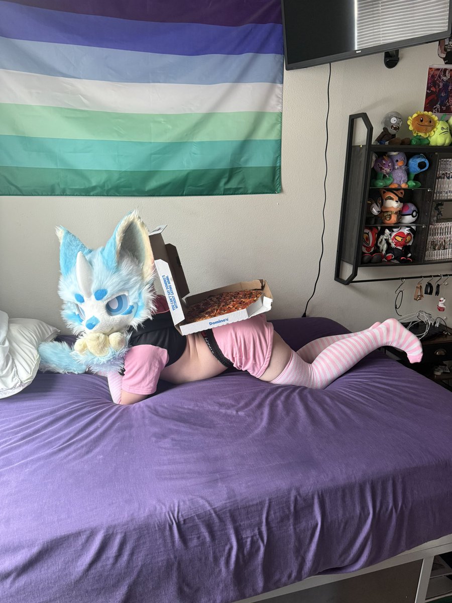 MarkyTheGayBoy 🔜 MP tweet media