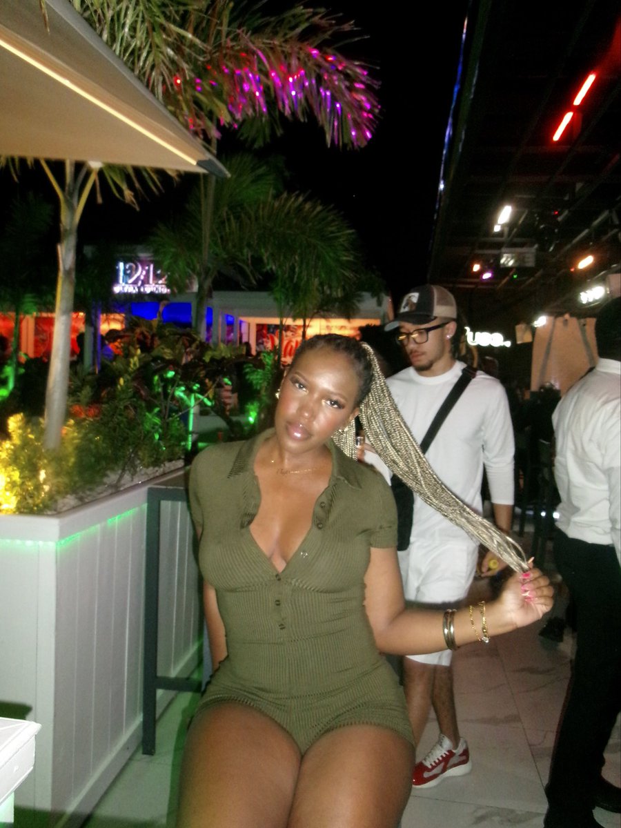 CIA 🤍 tweet media