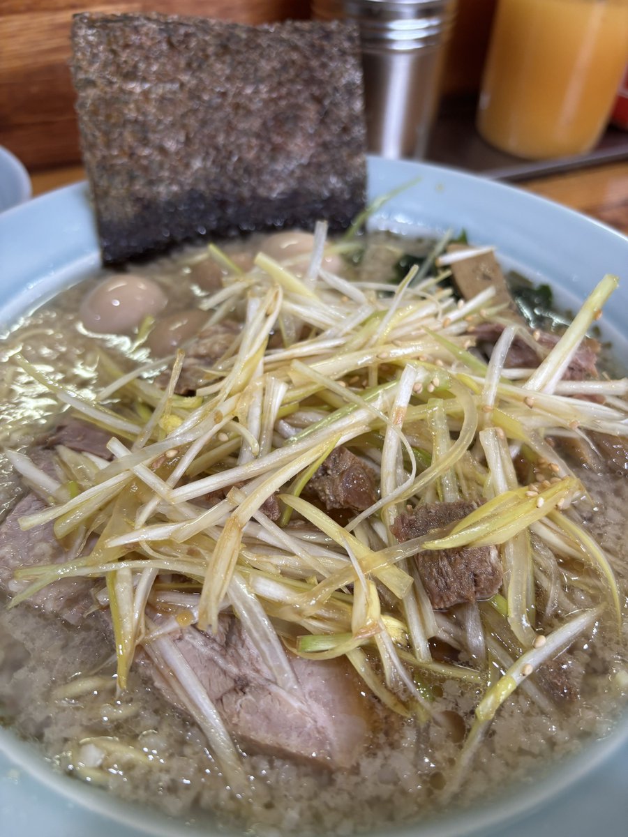 mild cats tweet media