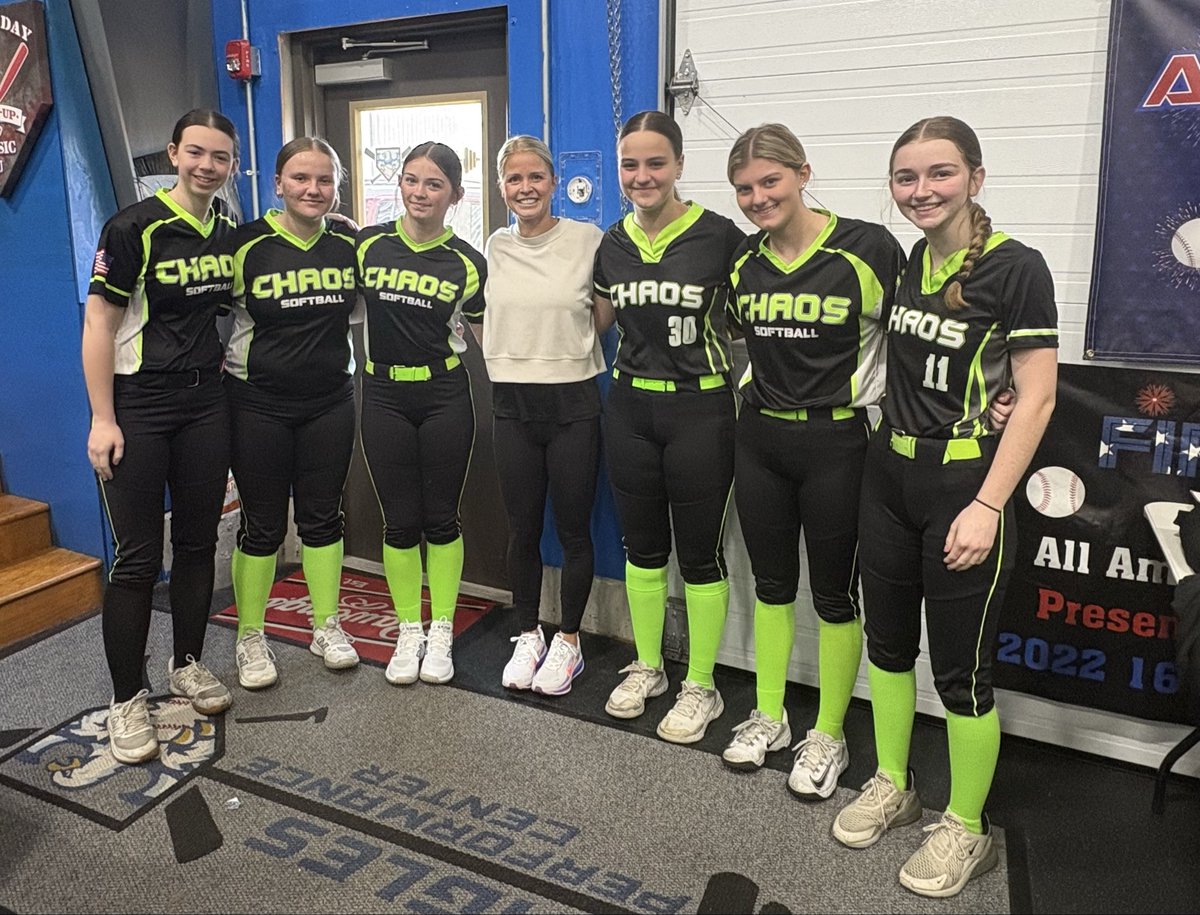 SS_ChaosPremierSoftball tweet media