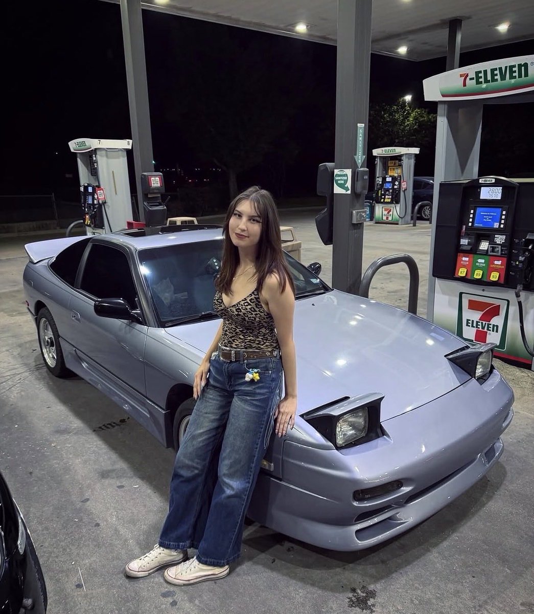 hanni 💫 tweet media