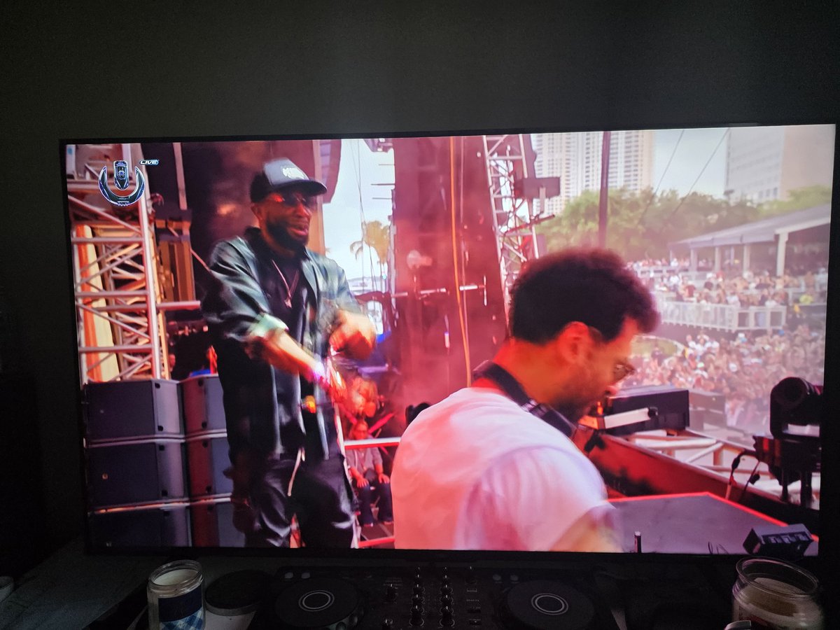 DannyBerger1548's tweet photo. It's always awesome to see @mcambush up on the stage killin it with @afrojack ❗️💯🔥 #Ultra2026 @UMFTV https://t.co/CVMtGH5X2b