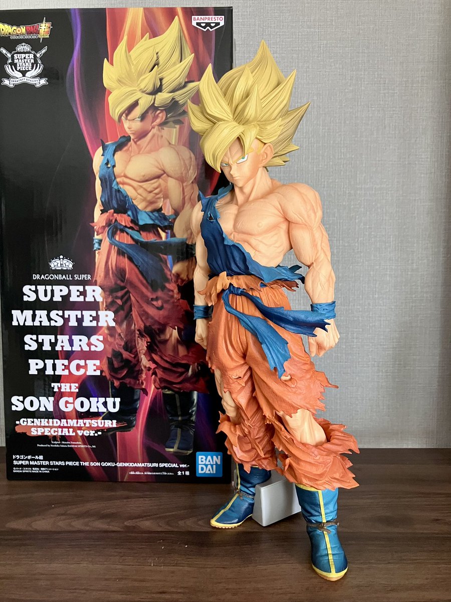 レナス tweet media