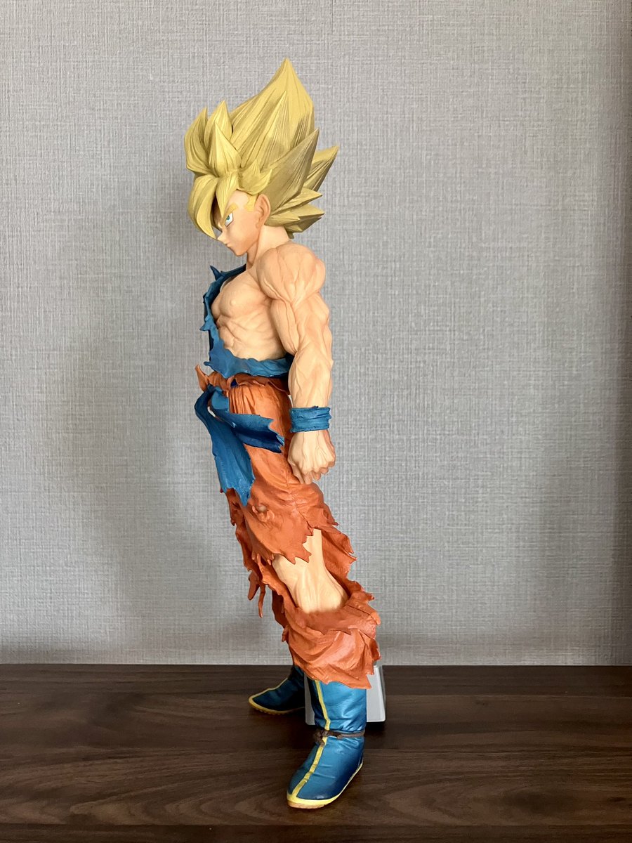 レナス tweet media