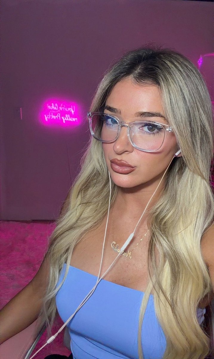 Pink Prestige tweet media