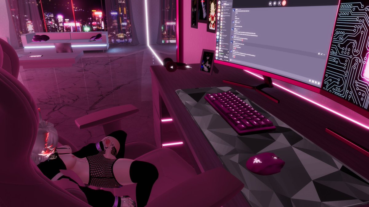 FemboySmoothy tweet media