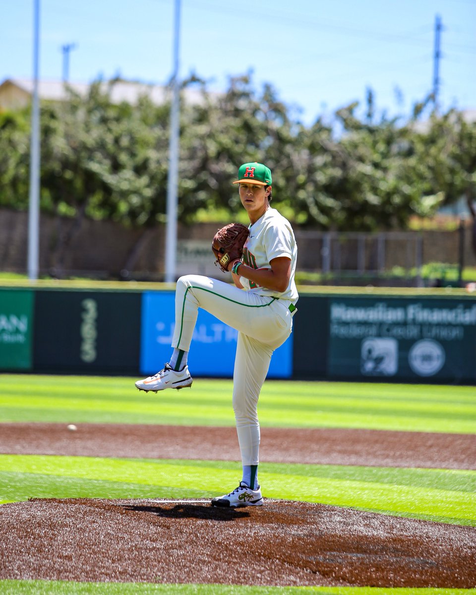 HawaiiBaseball's tweet photo. Brody sets ‘em down in order in the first 👏

#GoBows https://t.co/84rifIBGOV