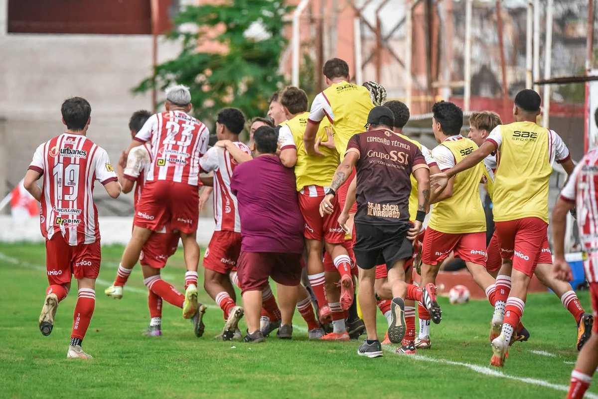 Divisão de Acesso tweet media