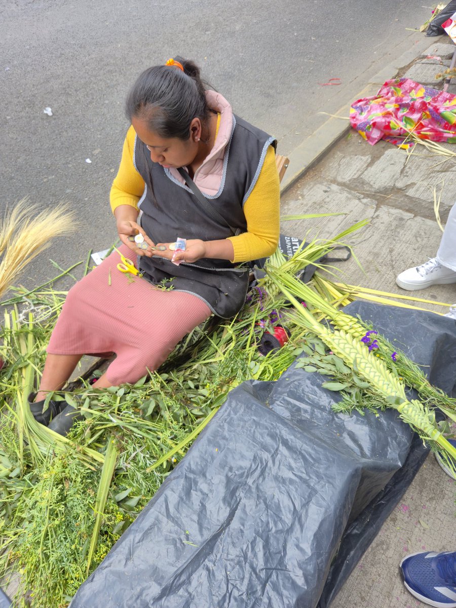 FLORENCIA tweet media