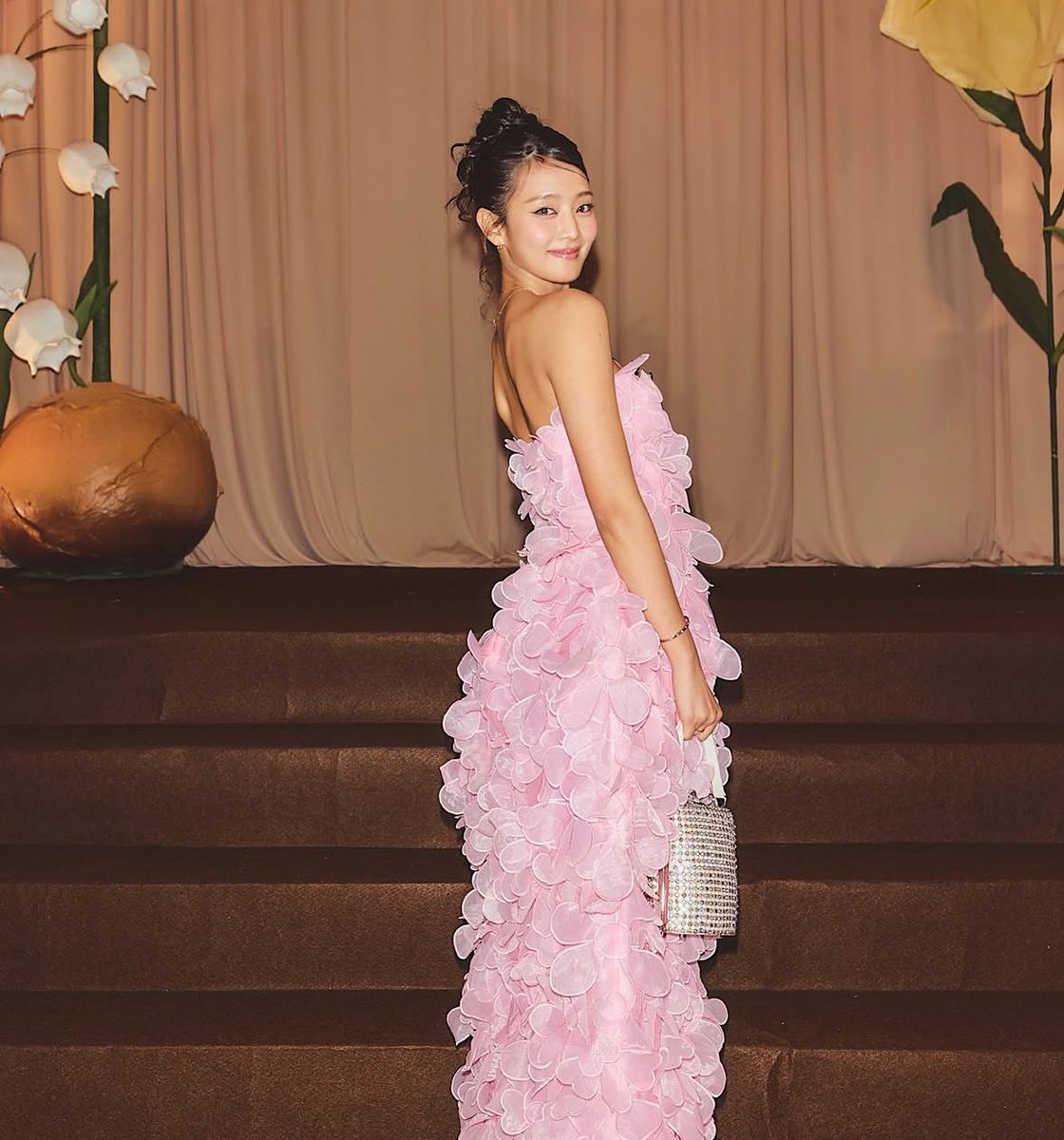 𝙇𝙤𝙜𝙗𝙤𝙤𝙠

Jantar privado da Paradise, lançamento de coleção. ✨