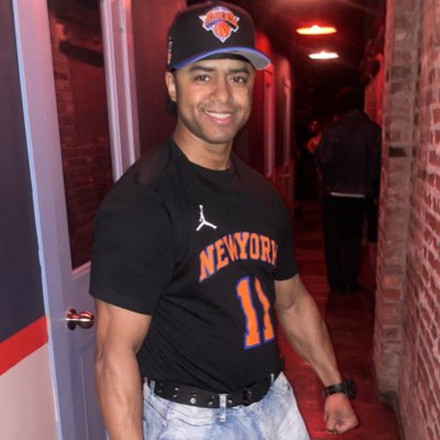 DarrylElliott8's tweet photo. #NewProfilePic https://t.co/FmVY2HlnhF