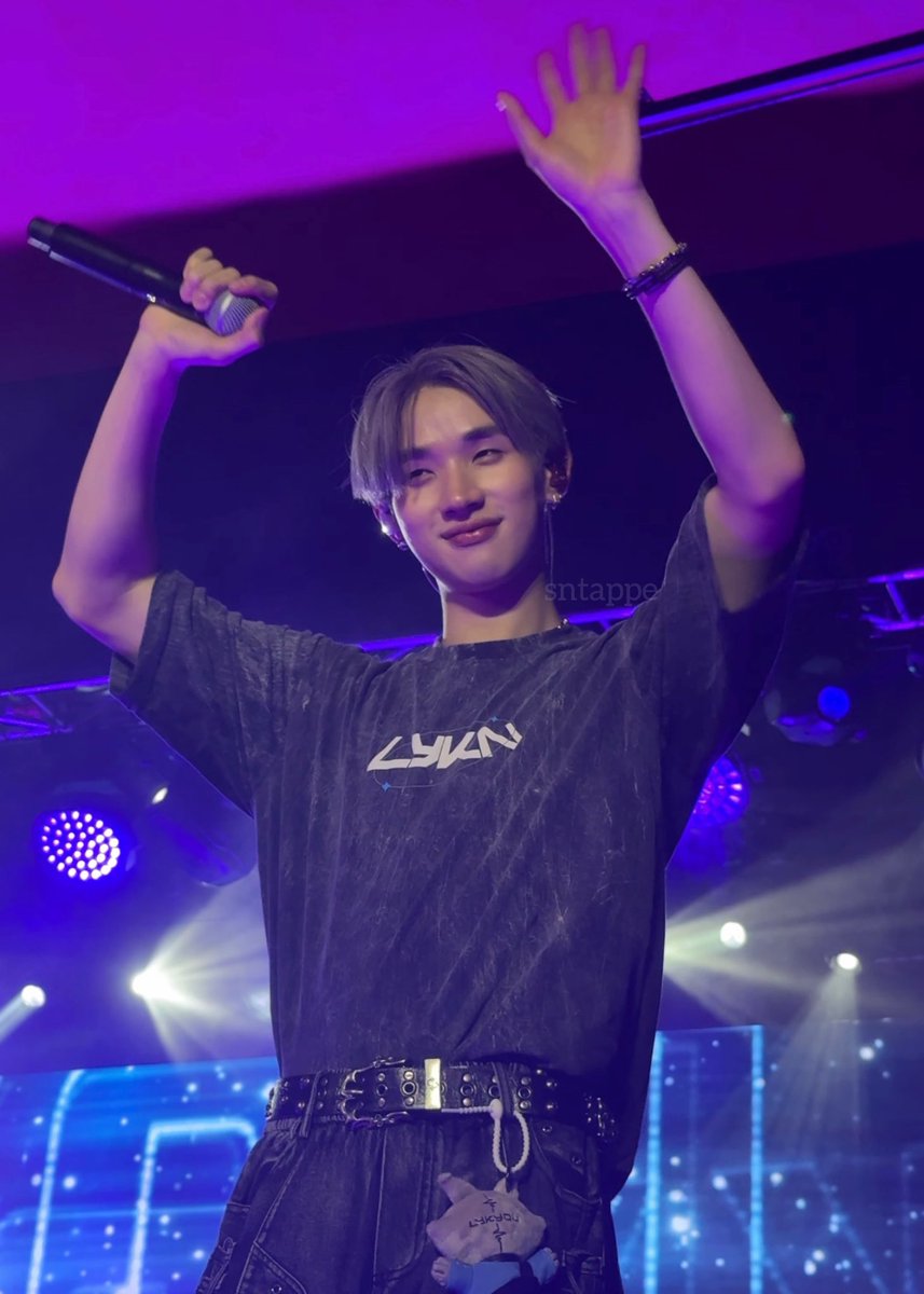 øly 🇺🇦⛅️ tweet media