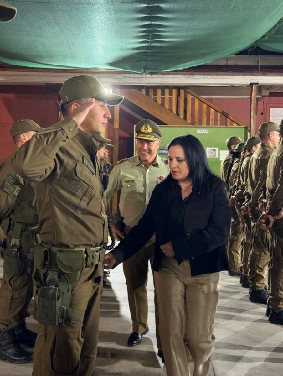 - ¿Eres cavernícola?
- No
- ¿Y ese garrote?