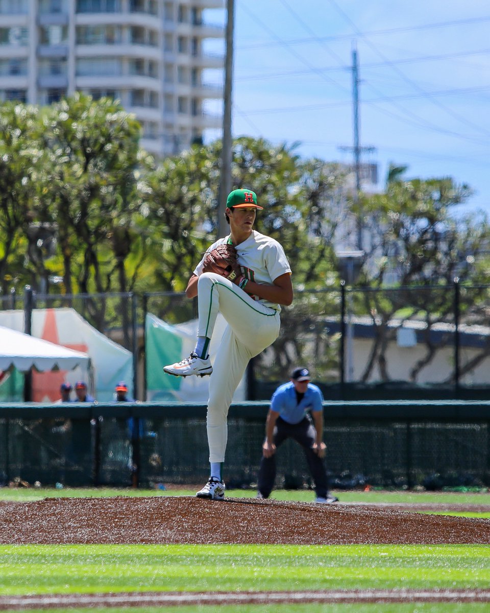 HawaiiBaseball's tweet photo. 6 up, 6 down through two 👊

Mid 2 | Hawai‘i 0, Fullerton 0

#GoBows https://t.co/oq9EdOnWFN