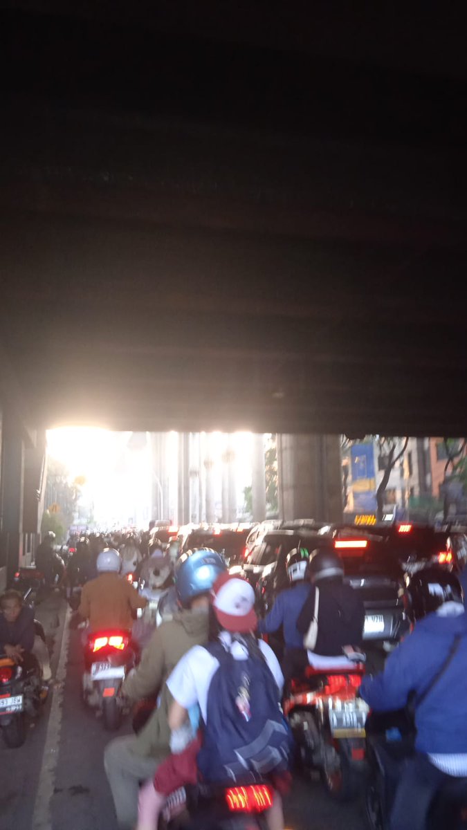 koridor 13:CBD Ciledug/Puri Beta2-Tegal Mampang tweet media