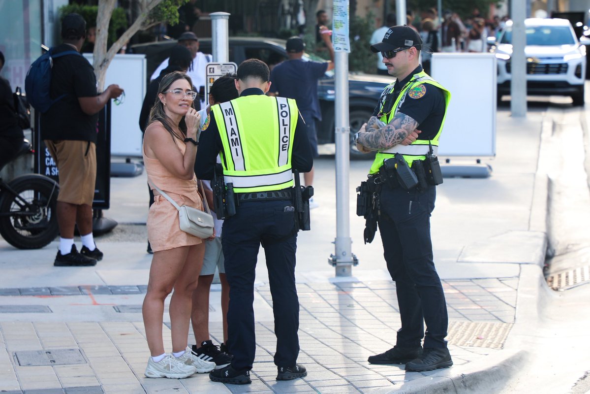 Miami PD tweet media