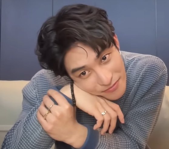 𝒍𝒐𝒉𝒂𝒎。 tweet media