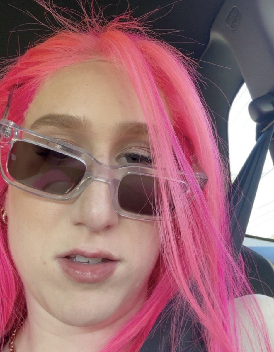 busty father tweet media