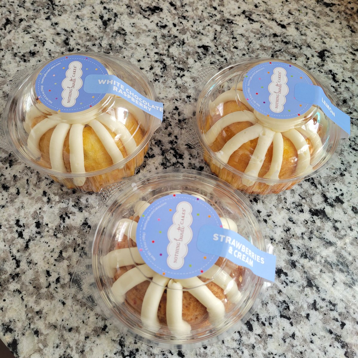 Redeyed Redhead tweet media