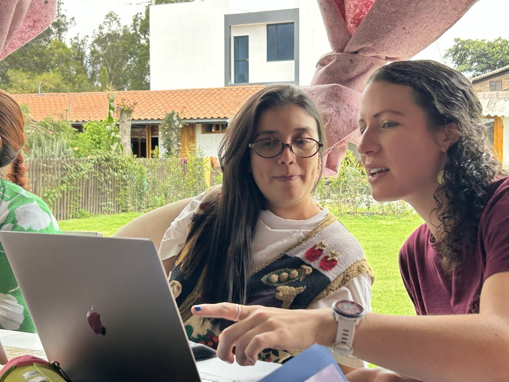 #MujeresDeAsfalto tweet media