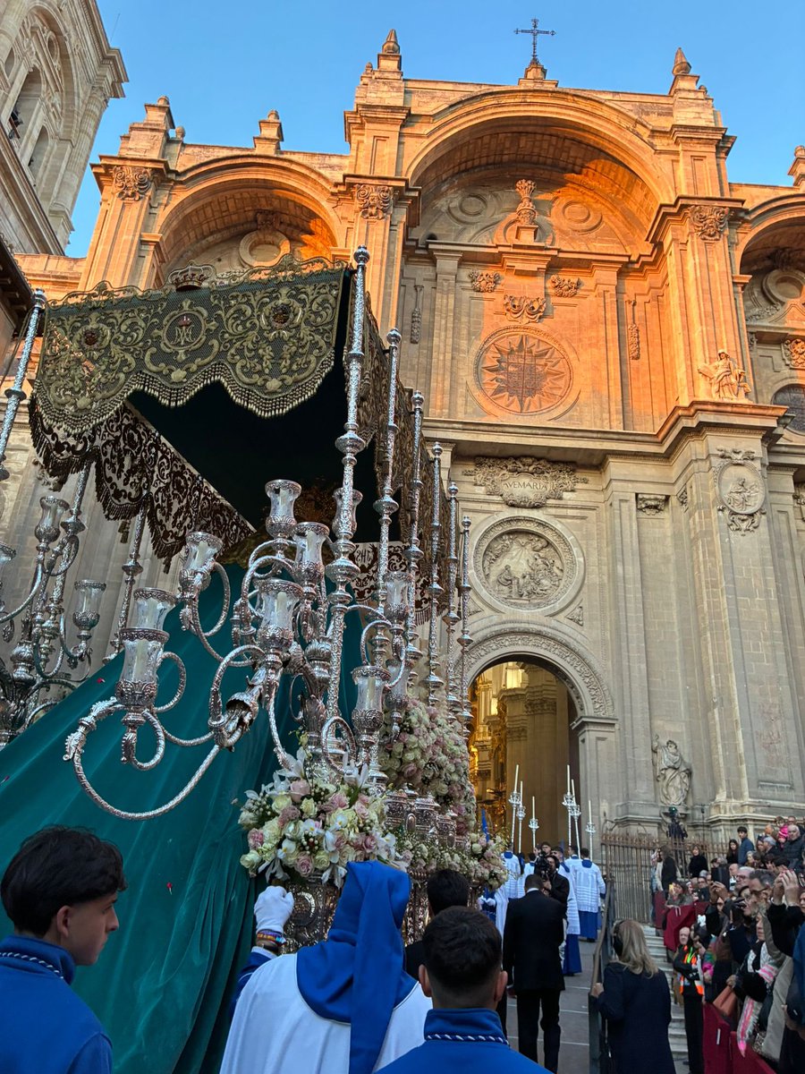 B.M. Soledad de Mena tweet media