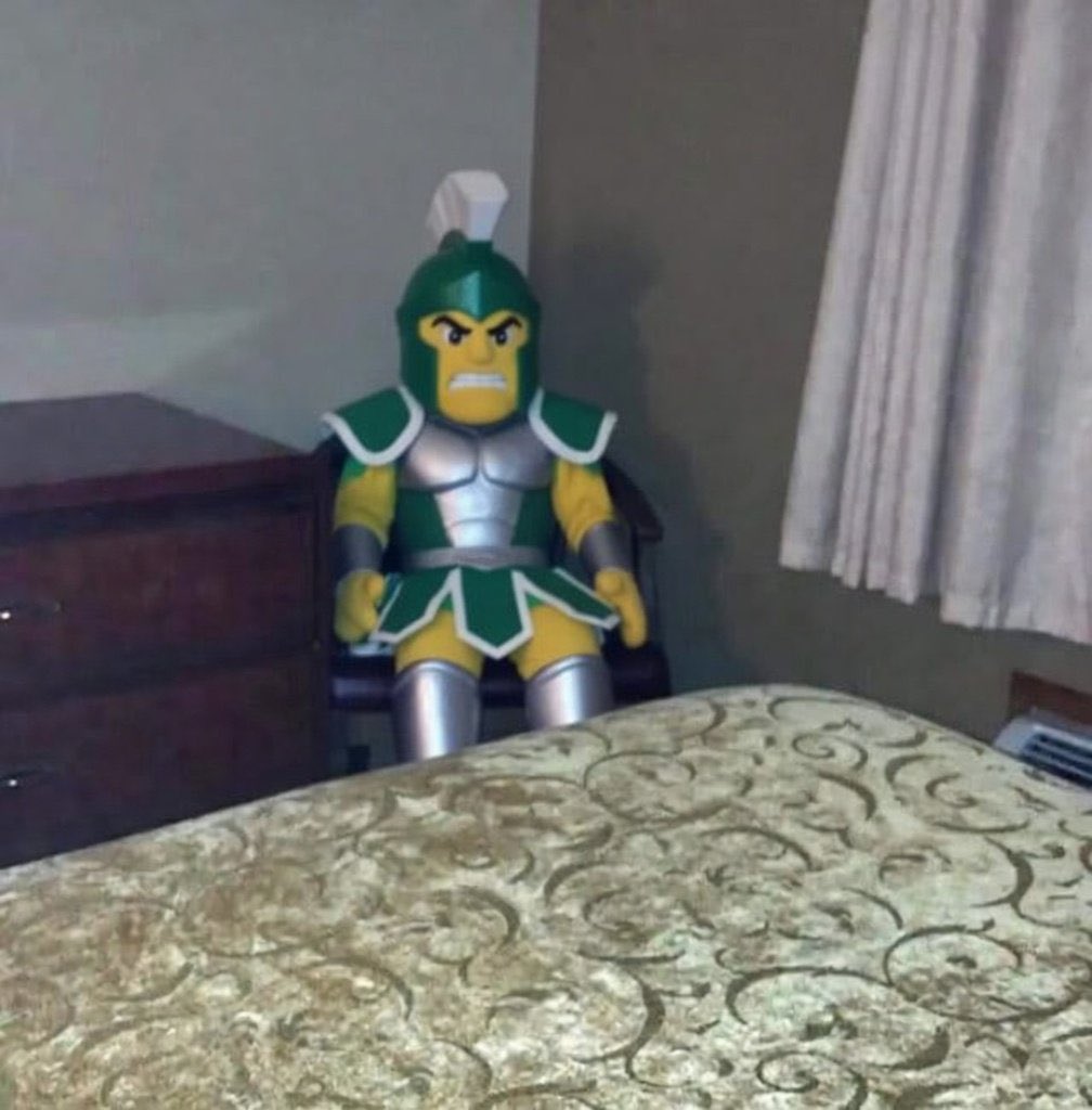 Hail2TheVictors tweet media