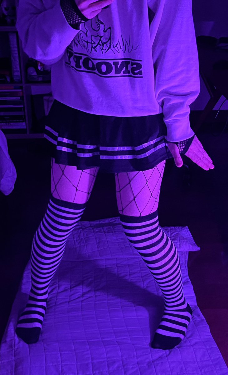 💛Femboy Ruby💛 tweet media