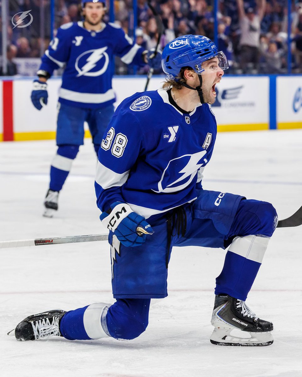 x - Tampa Bay Lightning tweet media