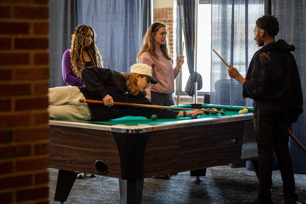 Mayor Brandon Johnson tweet media