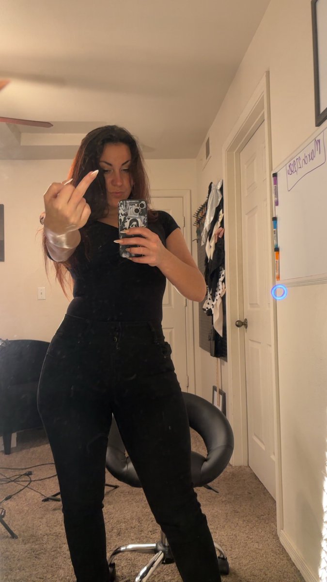 AngelLefae's tweet photo. My middle finger makes you weak. Go on, show everyone how weak it makes you. https://t.co/7UKMFyo2KF