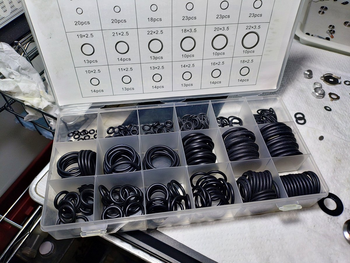 カノケン tweet media