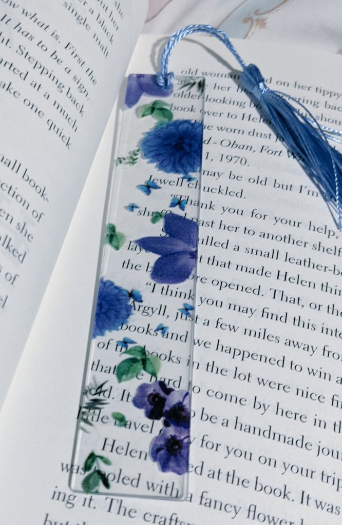 glitteringstorm's tweet image. I was gutted when I broke one of my favourite bookmarks recently. (Some of you might remember me posting about it) Luckily I managed to buy two more of the same! 🔖💙 #bookish