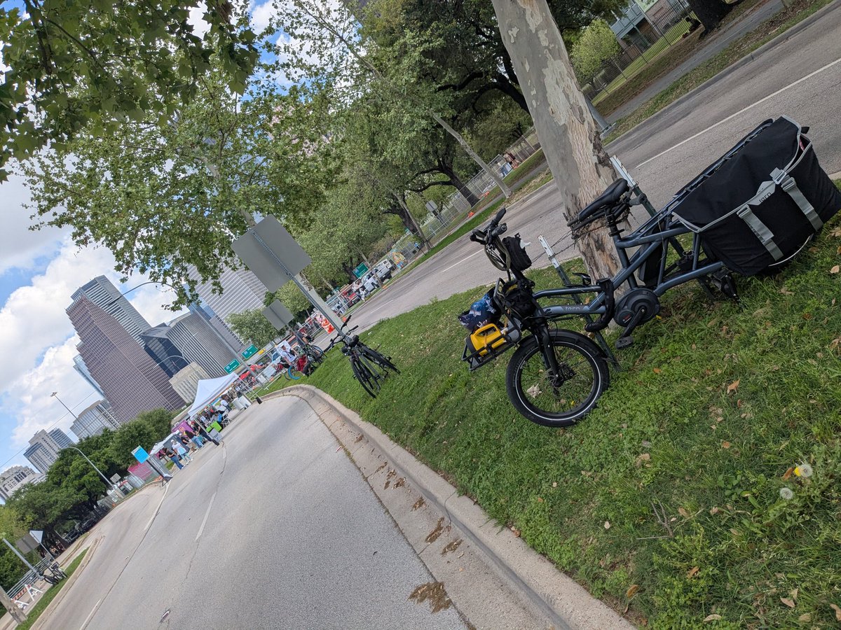 NorthlineLex tweet media